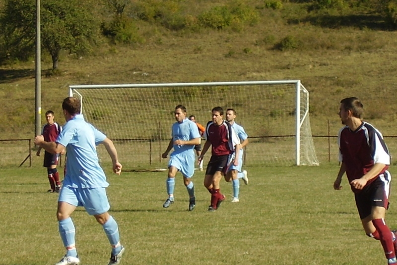 Sezóna 2009/2010 / 10. zápas DLHÁ VES - FK LIPOVNÍK 2:0