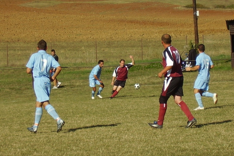 Sezóna 2009/2010 / 10. zápas DLHÁ VES - FK LIPOVNÍK 2:0