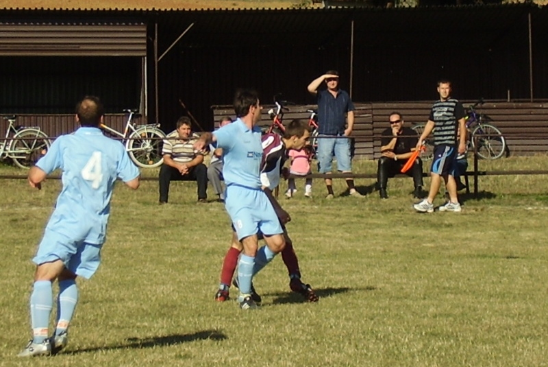 Sezóna 2009/2010 / 10. zápas DLHÁ VES - FK LIPOVNÍK 2:0