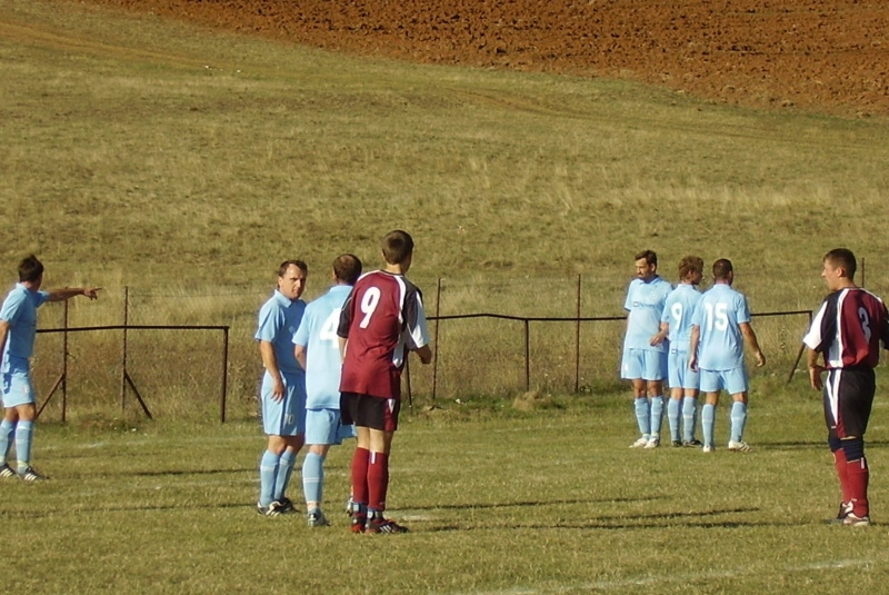 Sezóna 2009/2010 / 10. zápas DLHÁ VES - FK LIPOVNÍK 2:0