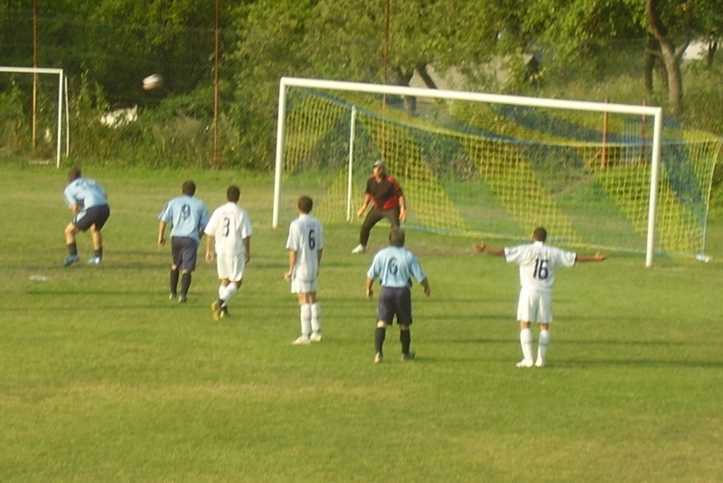 Sezóna 2009/2010 / 1. zápas HONCE - FK LIPOVNÍK 3:3